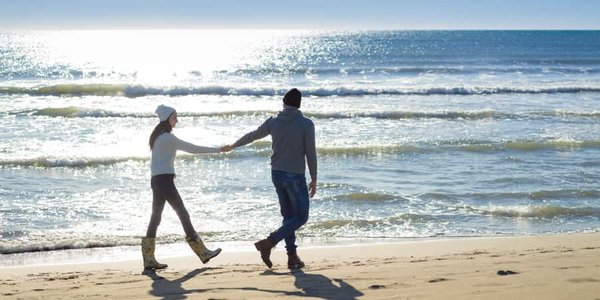 Hero image for the guide '3-Day Romantic Getaway: Palma Glam & Sunset Coves'