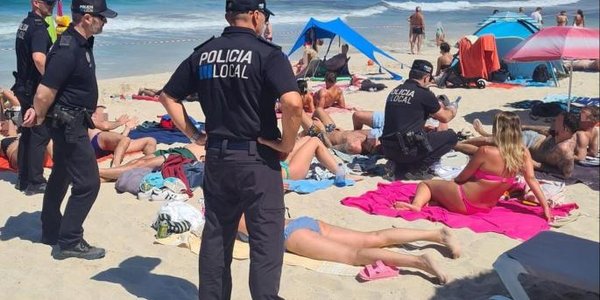 Hero image for the guide 'Essential Tips for Beachgoers in Mallorca'