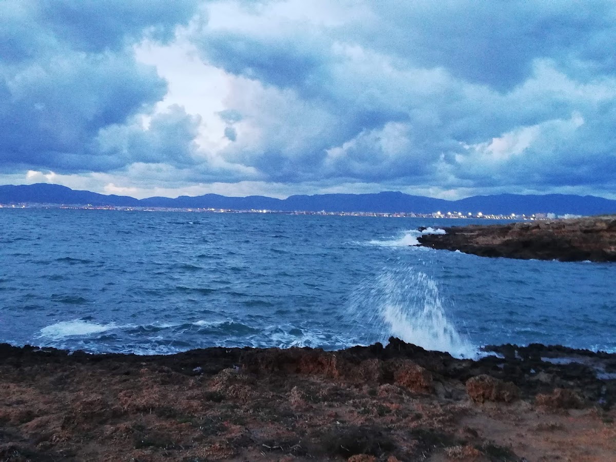 Platja Caló de ses Lleonardes