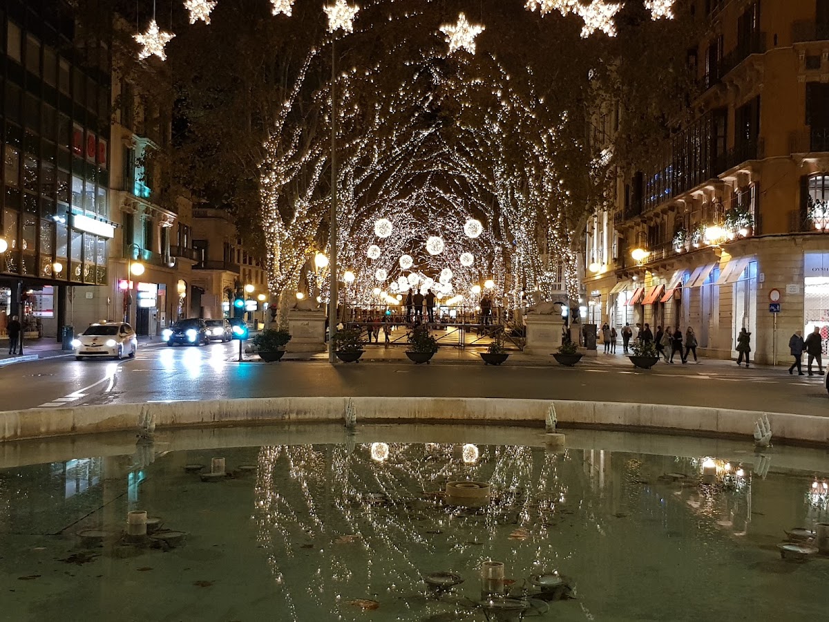 Plaça de la Reina