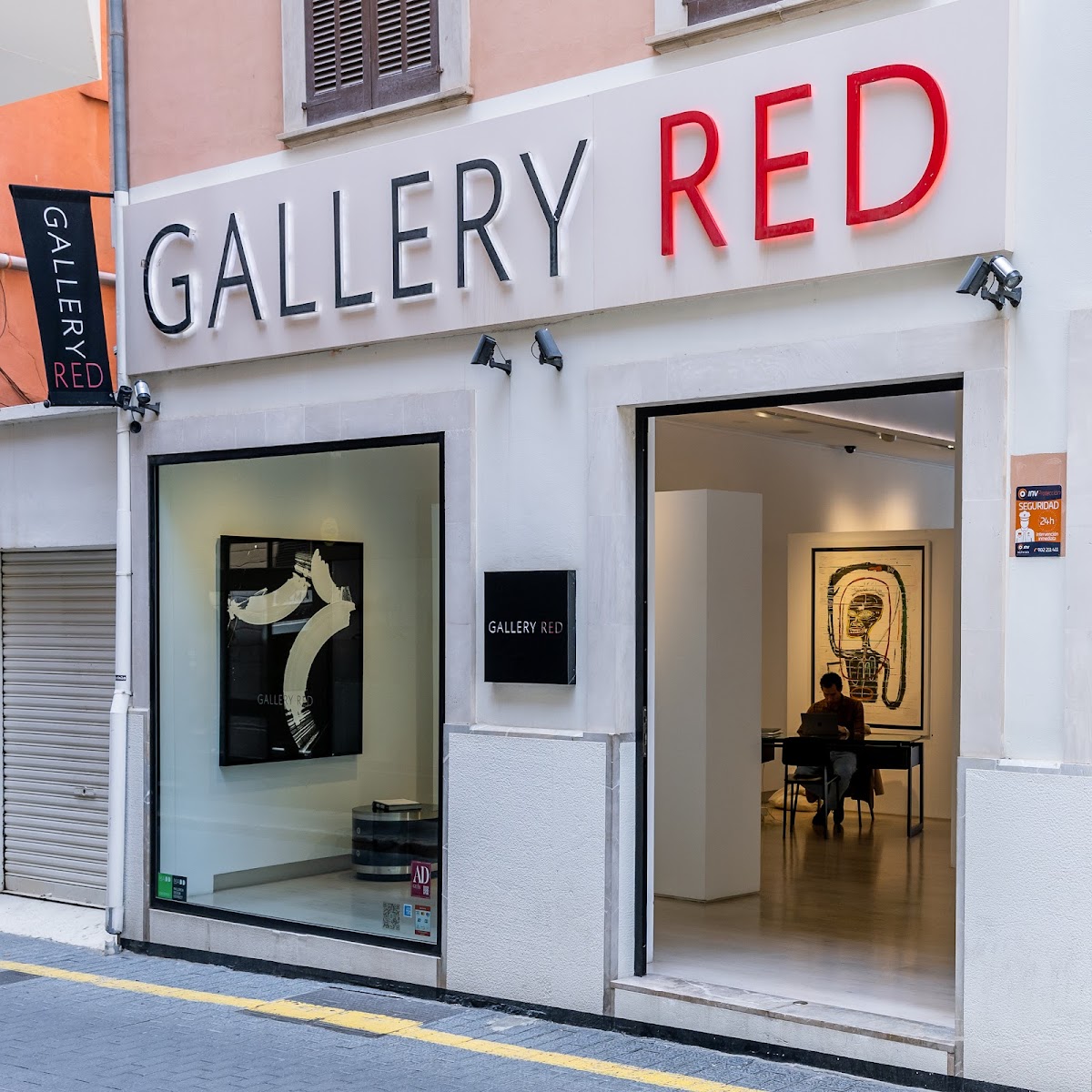 Gallery RED