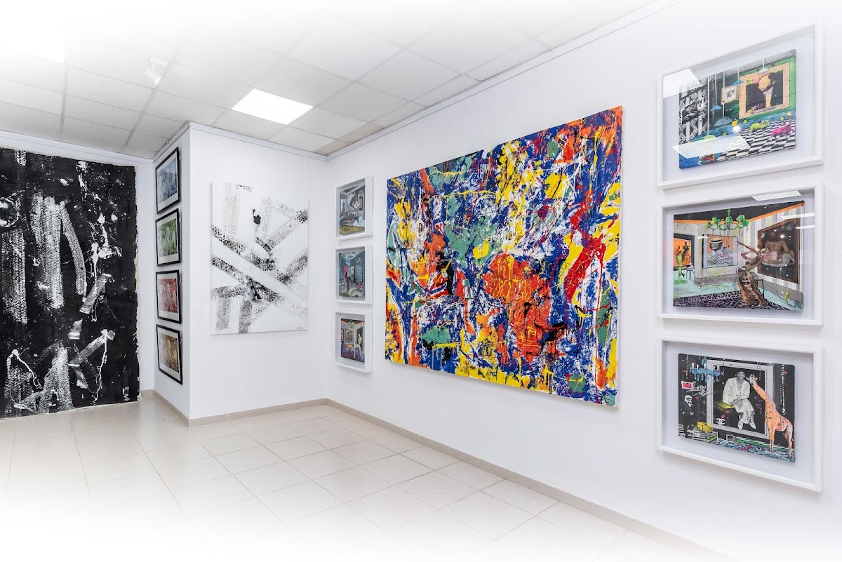 Galeria HMH S.L.