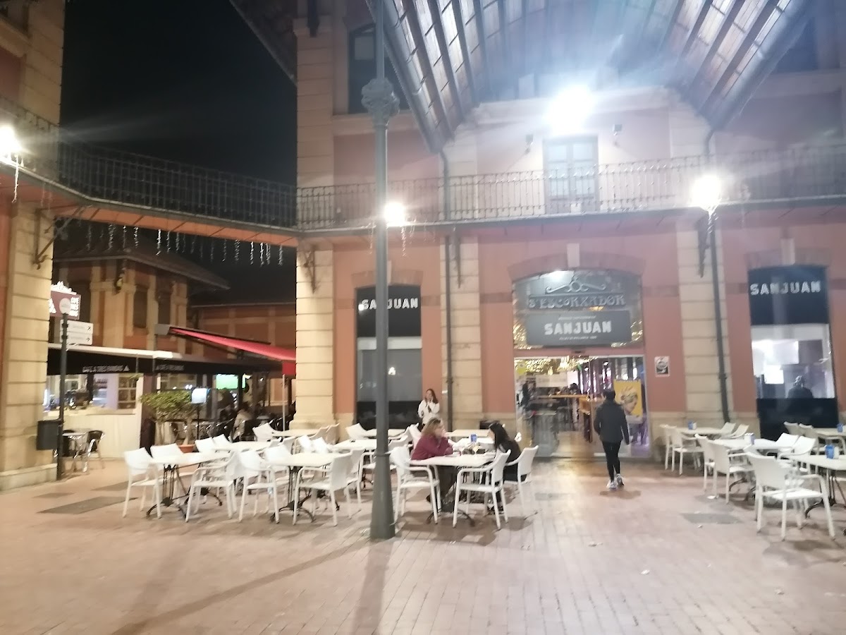Centre Cultural Comercial s’Escorxador