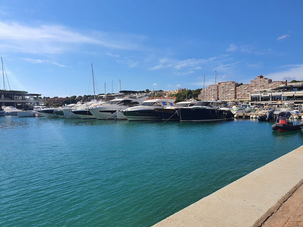 Port Adriano