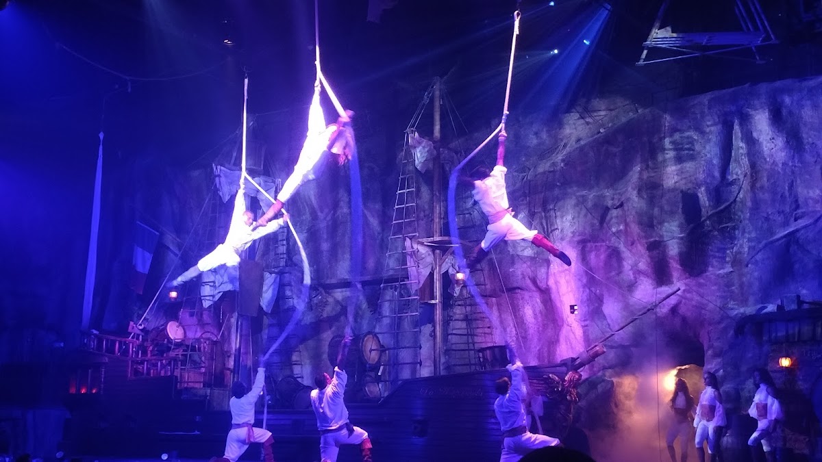 Pirates Adventure Dinner Show