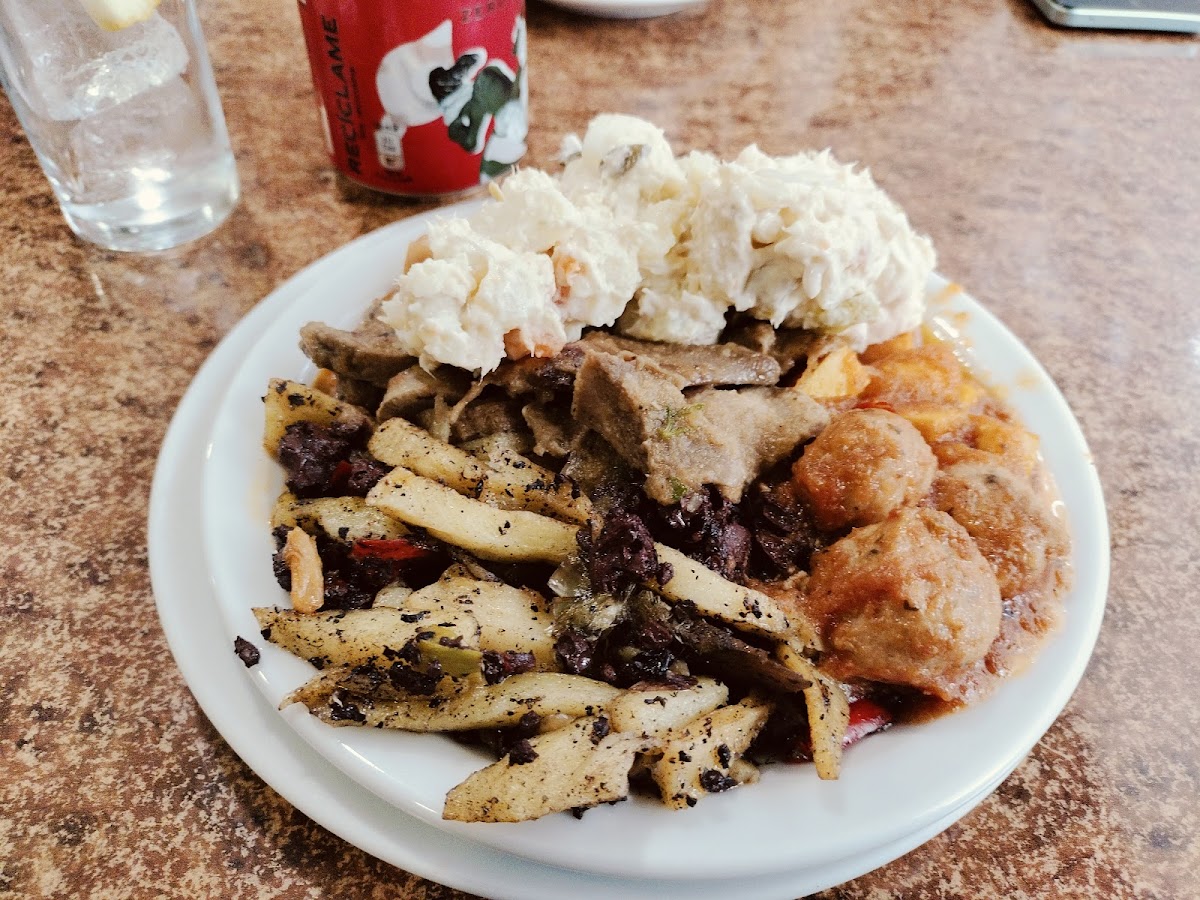 Cafetería Menfis