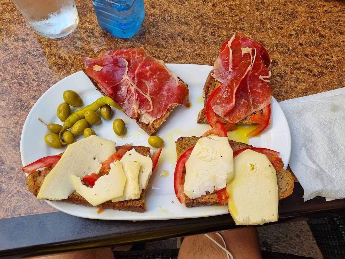 Cafetería Menfis