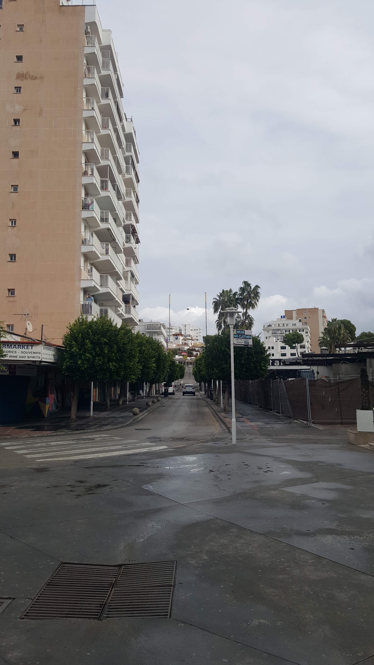 Carrer Punta Ballena