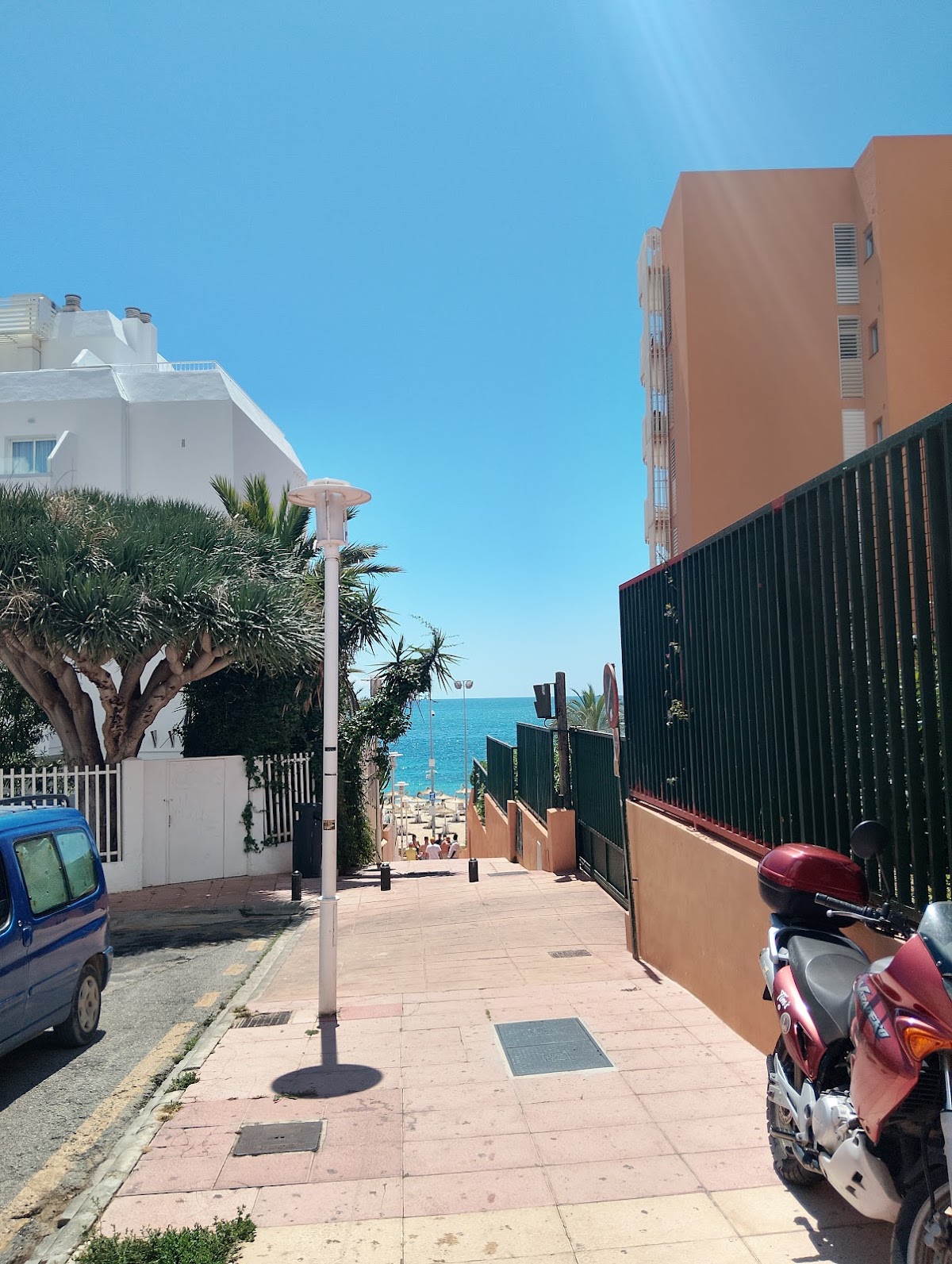 Carrer Punta Ballena