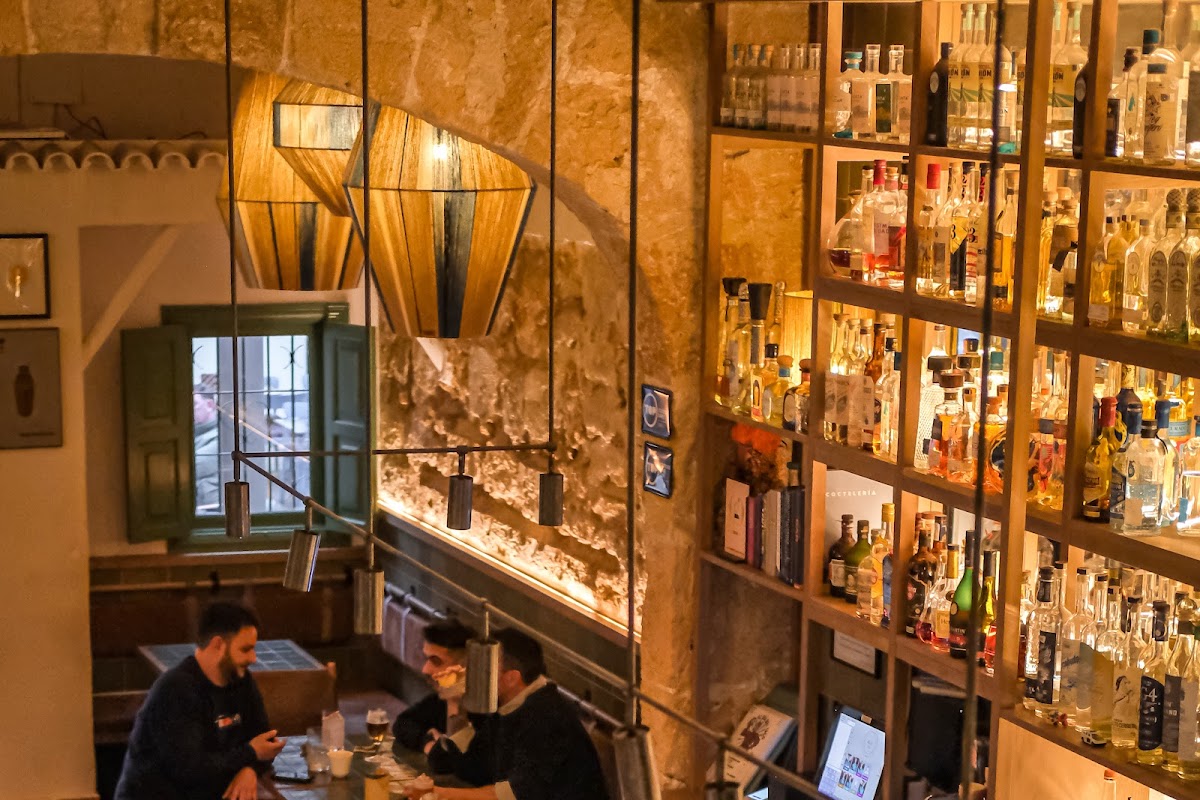 Agabar Cocktail Bar