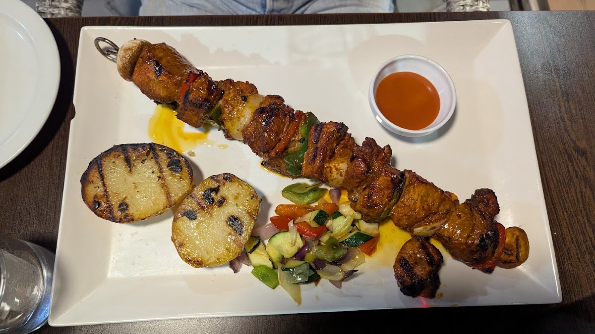 RESTAURANTE AMAPOLA BRASAS