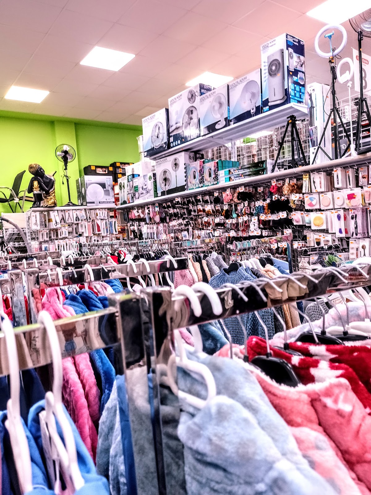 Cala millor Shopping center