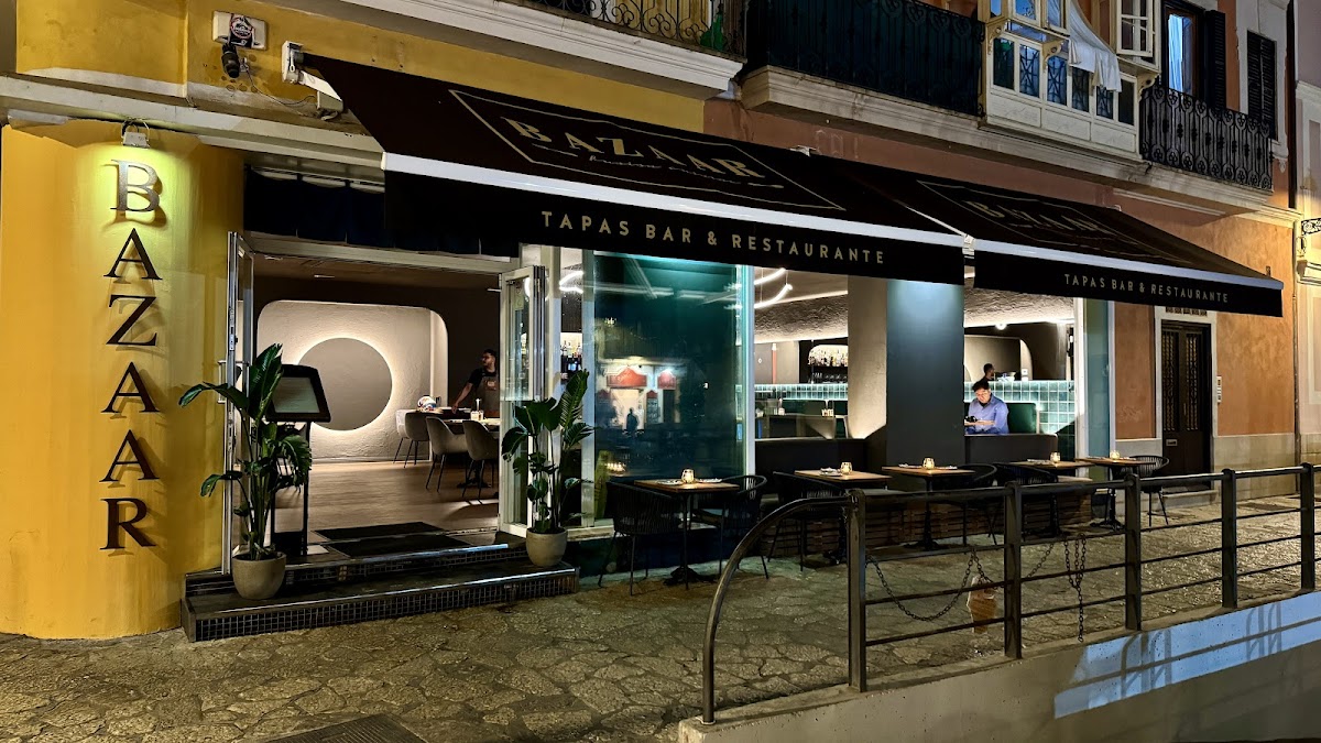 Bazaar Tapas Restaurante & Bar