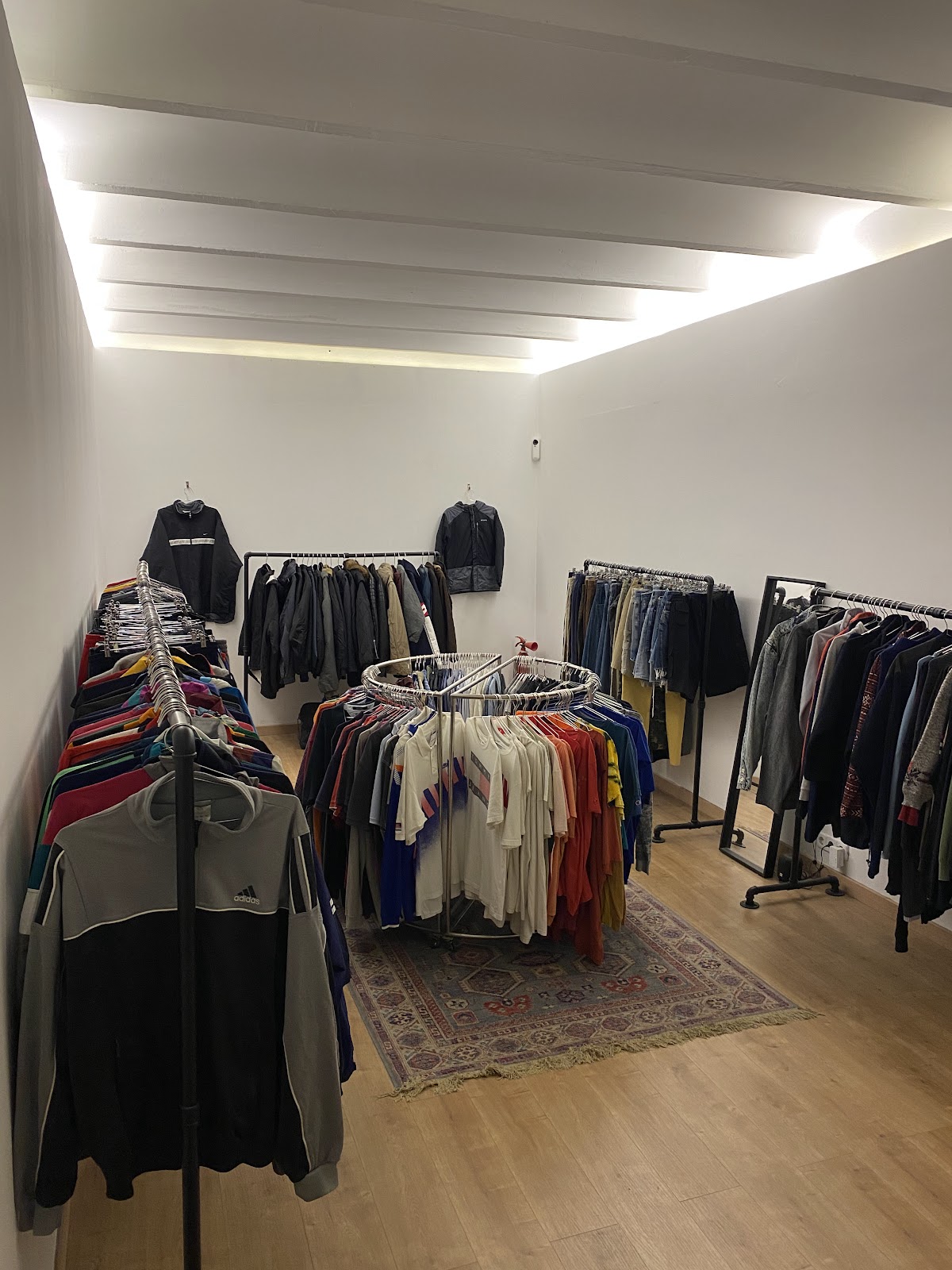 YAMAKUTA Vintage Store