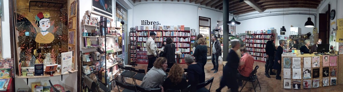 Rata Corner | llibres, música i art.
