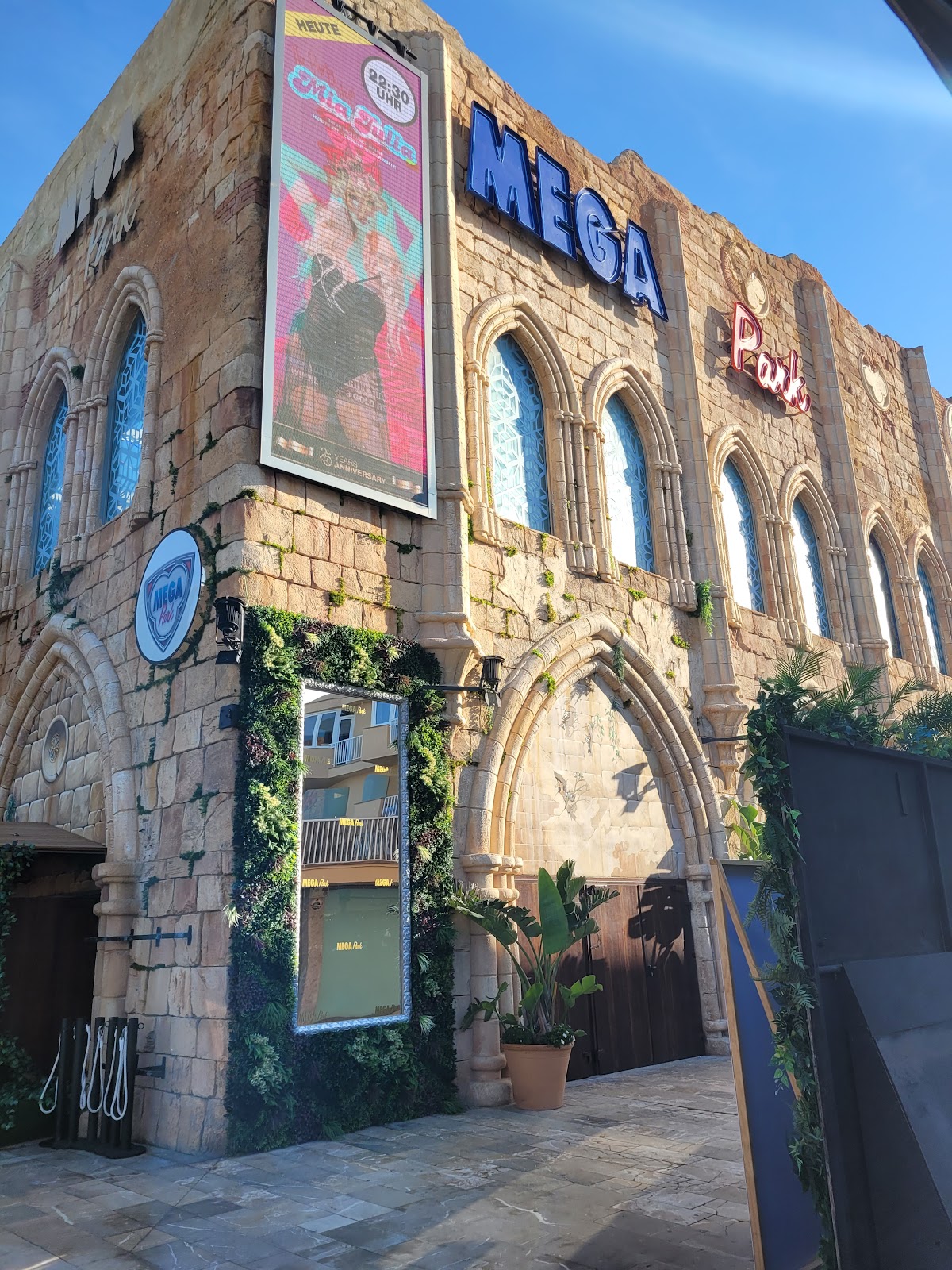 Mega-Park