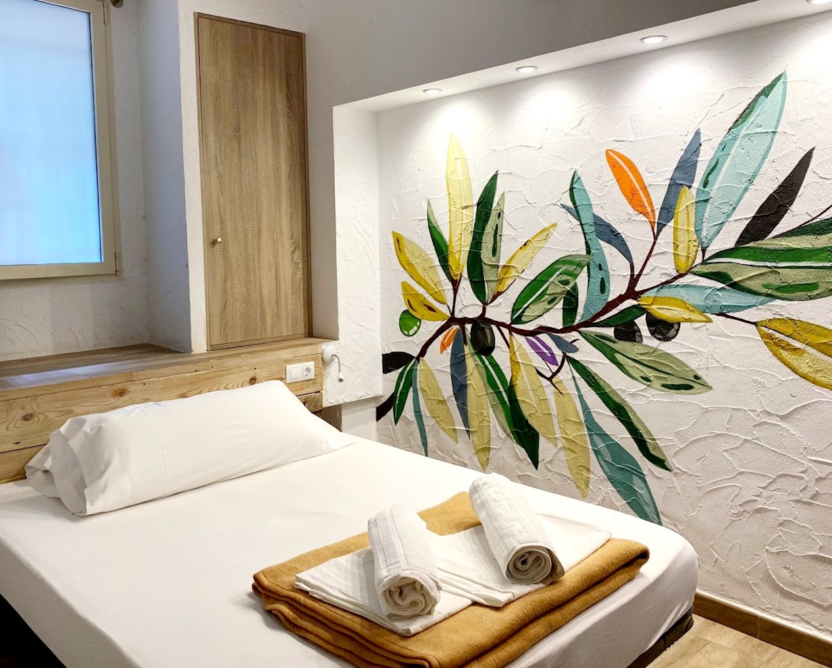 Y Hostel Mallorca - Albergue Juvenil económico en Palma de Mallorca