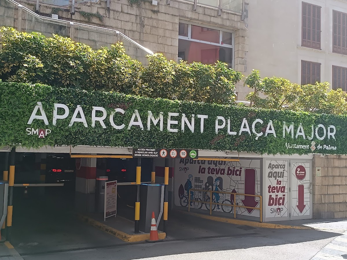 Aparcament de la Plaça Major