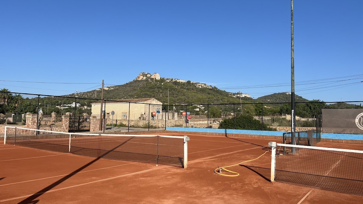 RA TENNIS ACADEMY & CLUB