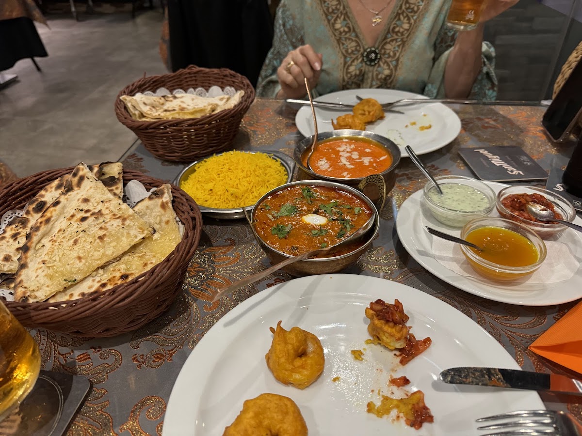 Agra Tandoori Indian Restaurant