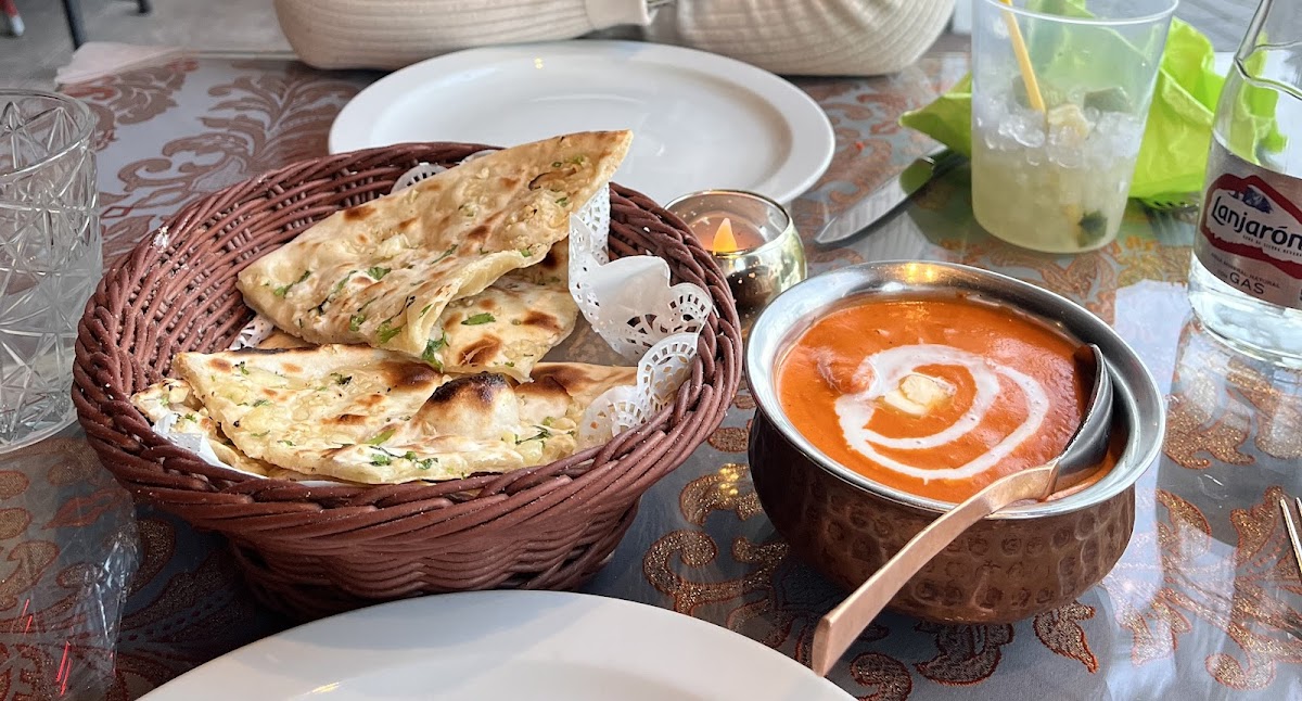 Agra Tandoori Indian Restaurant