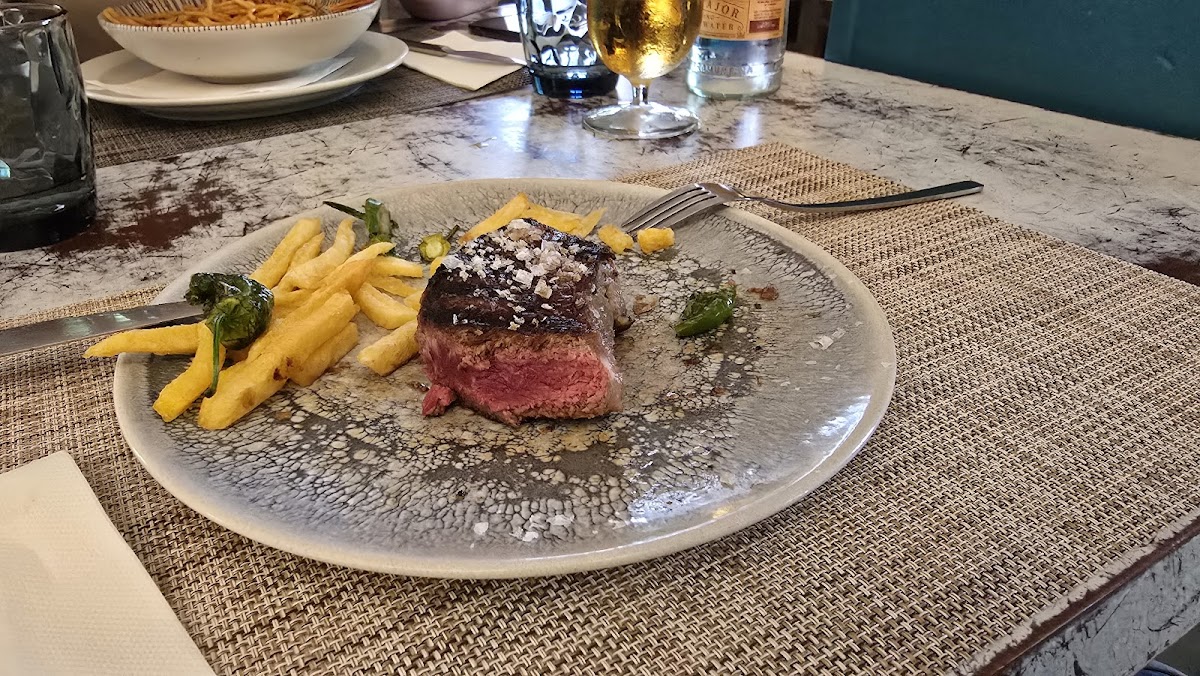 Olivar Bistro