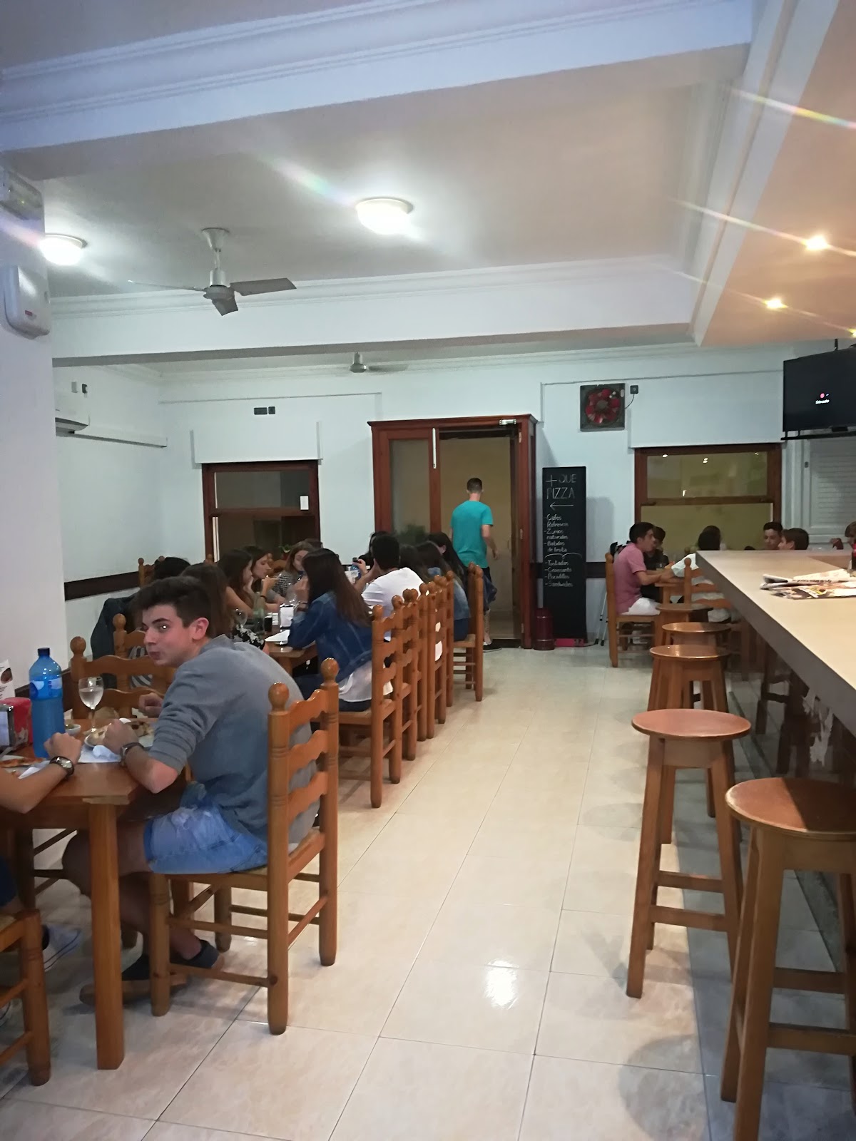 Restaurante Pizzería + Que Pizza