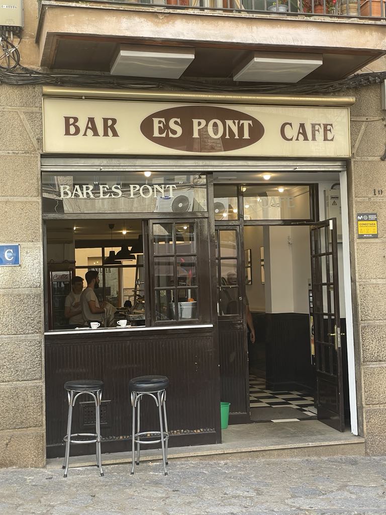 Es Pont