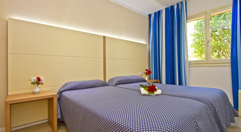 Aparthotel Flora