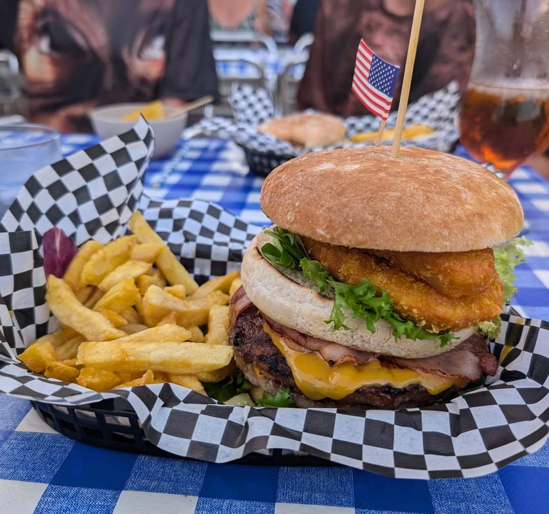 Delaney's Bar & Diner