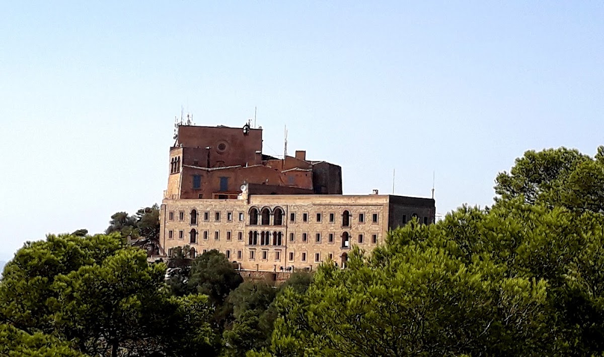 Petit Hotel Hostatgeria Sant Salvador