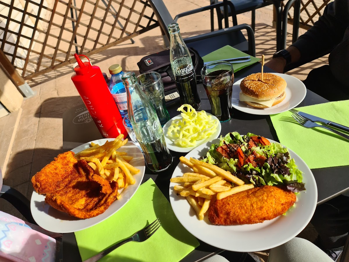 Sa Clova Hamburgeseria