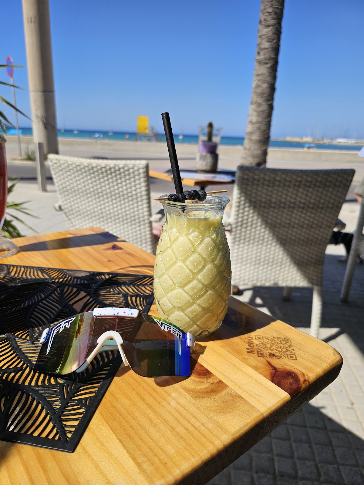 Palms restaurant by the beach