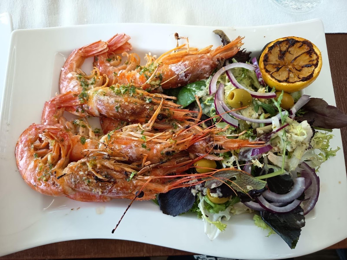 17 Restaurant & Bar