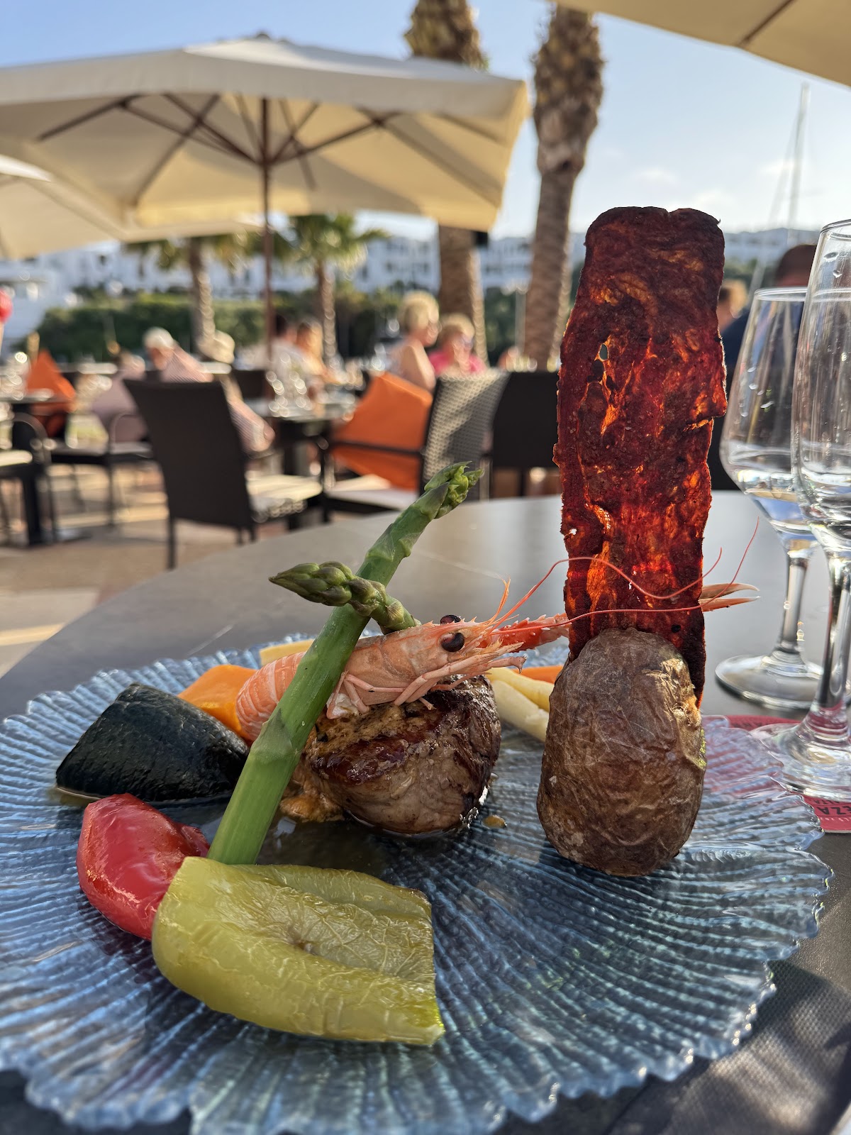 17 Restaurant & Bar
