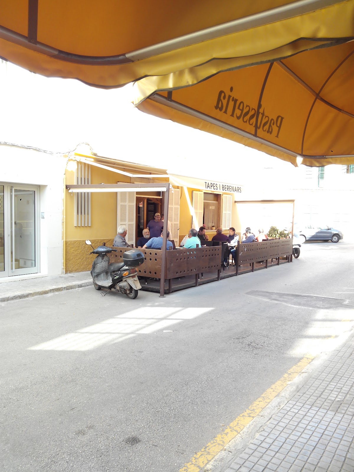 BAR SON MORO