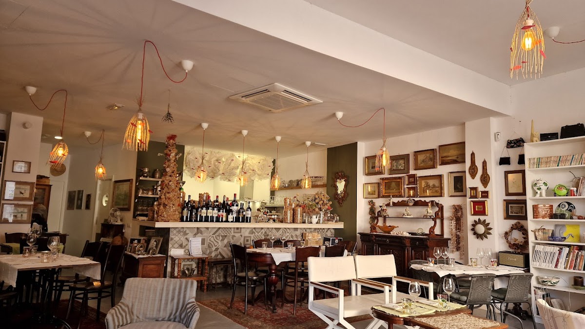 Loqueria, vino natural y tapas