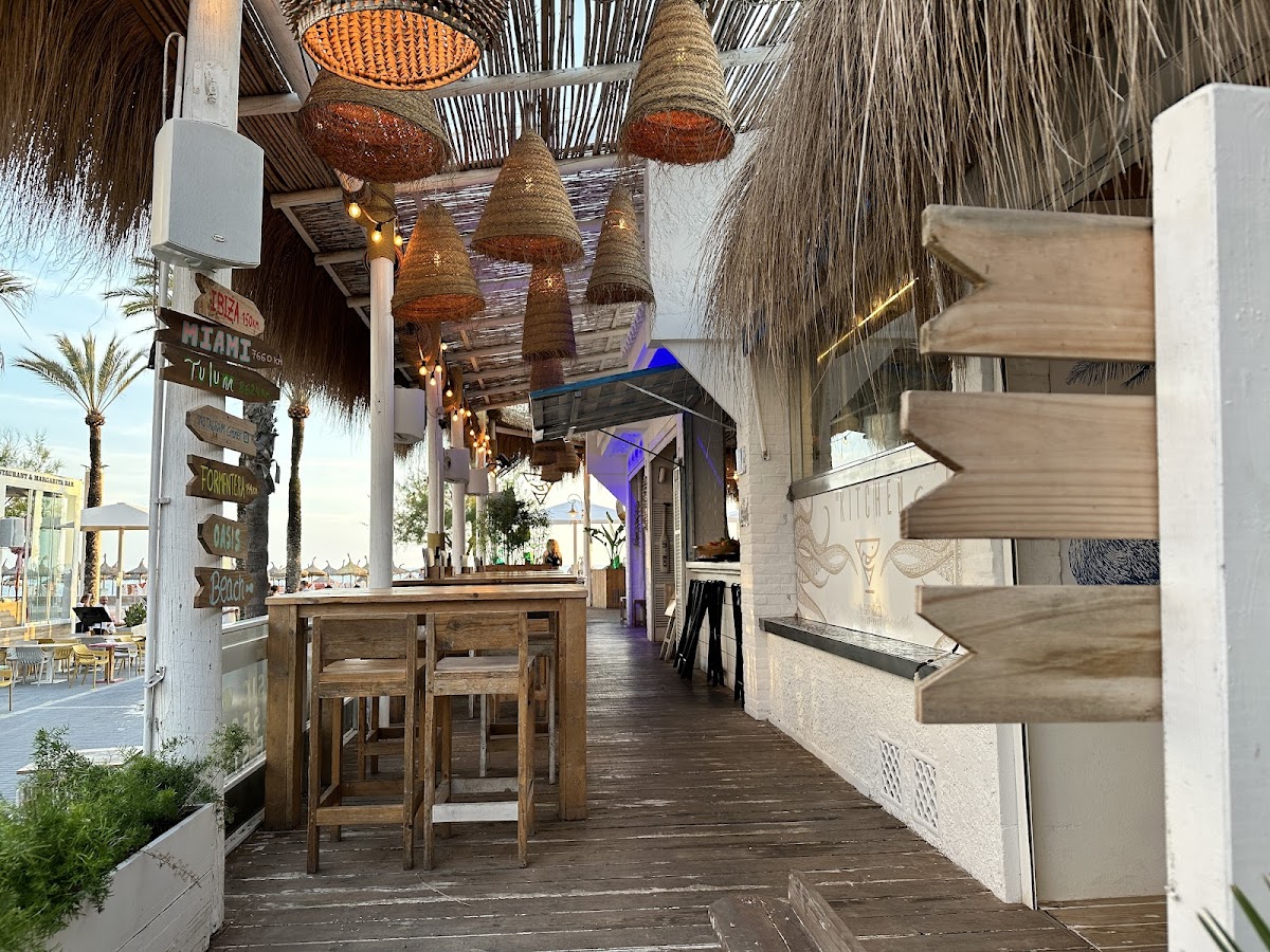 El Chiringuito Beach House