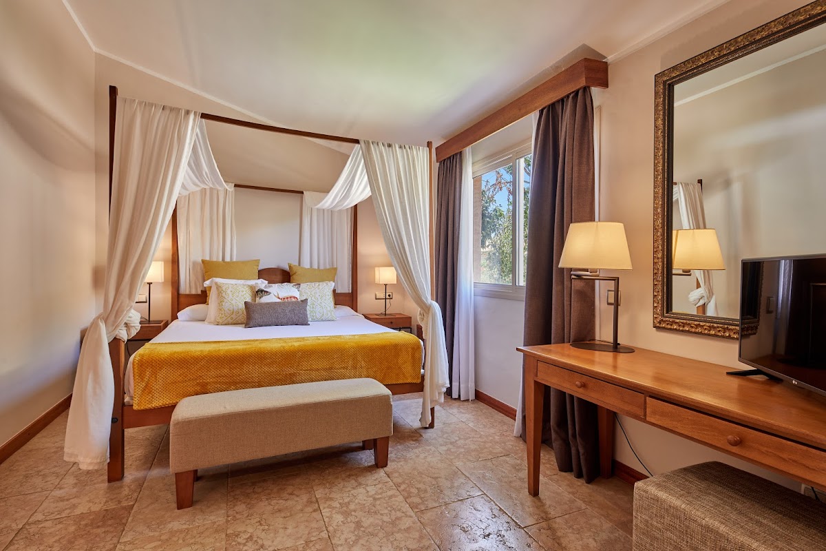 Pula Suites Boutique Resort