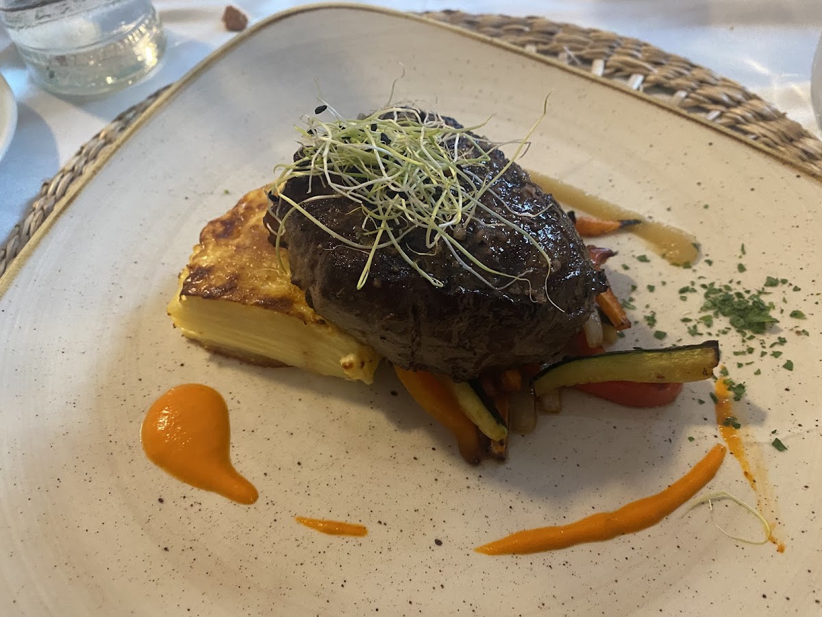 ZARZALES Restaurant