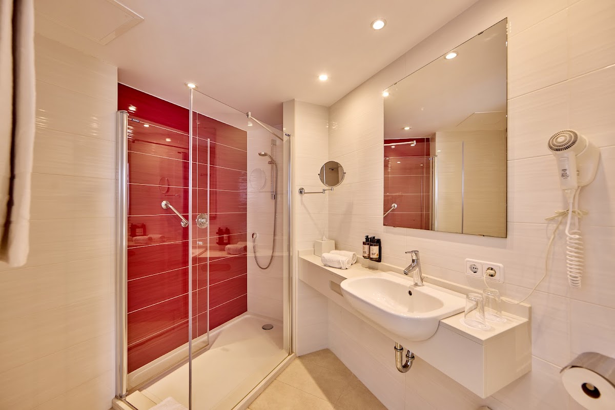 Universal Hotel Perla