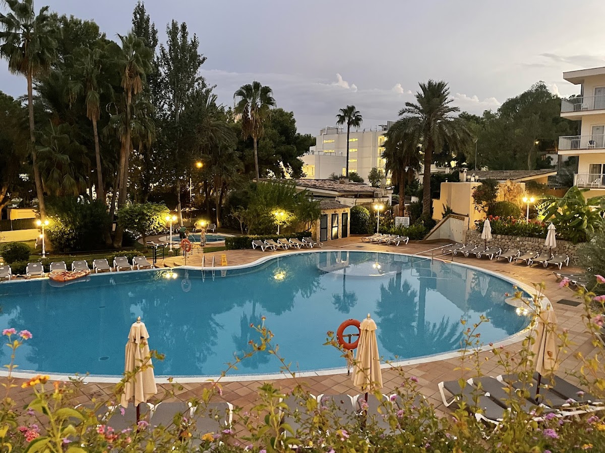 Valentin Grand Park Suite Hotel