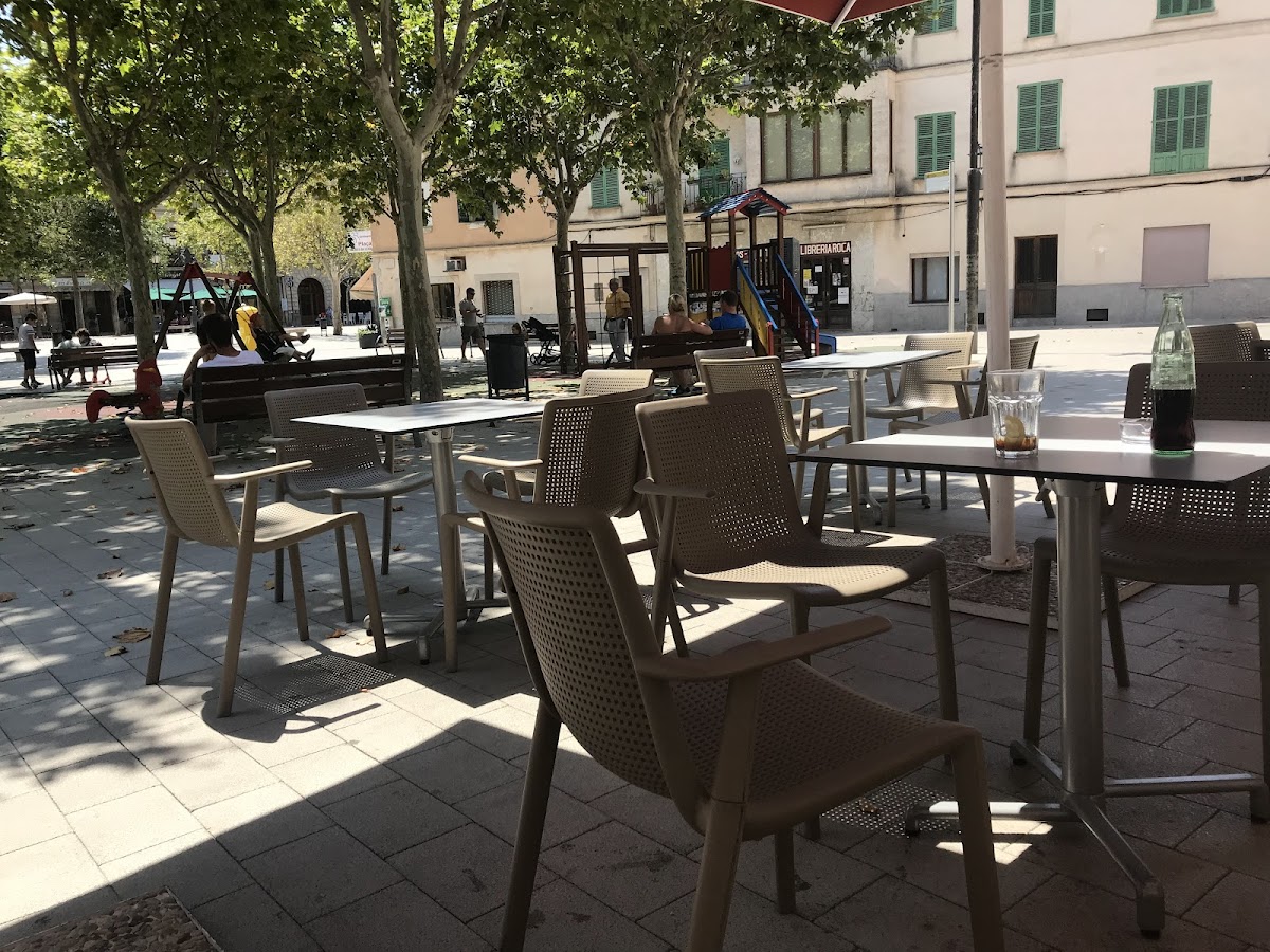 Cafè Arabic
