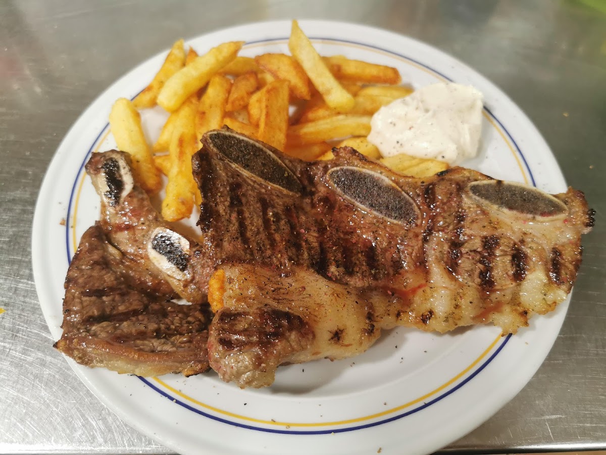 BAR RESTAURANT CABRERA