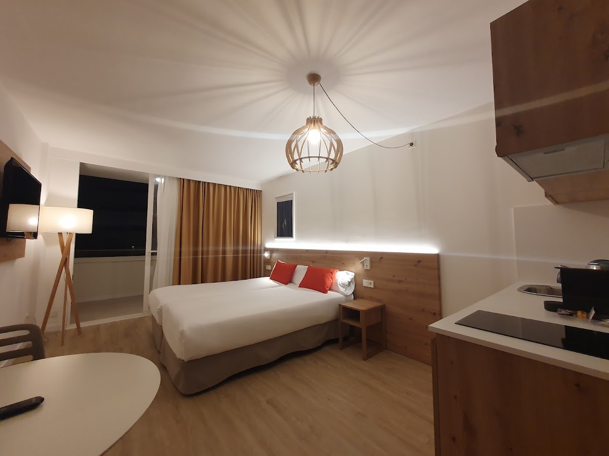 Palmanova Beach Apartments by TRH