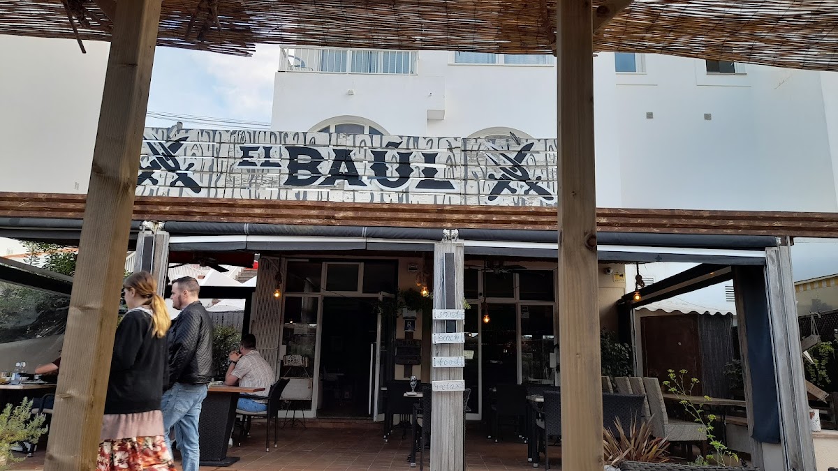 El Baúl Restaurant