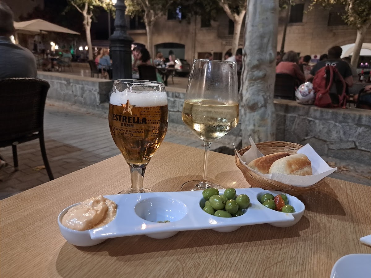 Vila Cinc Restaurant