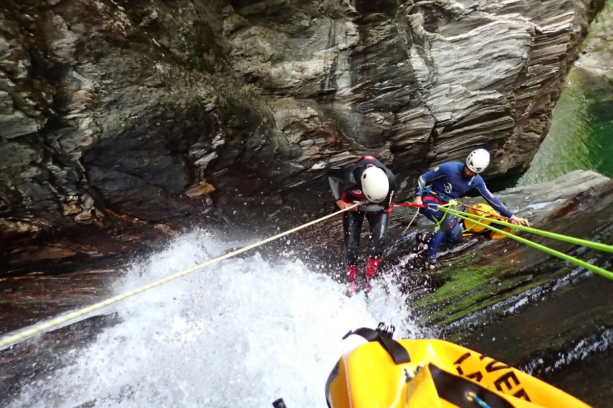 Aventura Mallorca Karakorum Adventure / coasteering canyoning outdoor