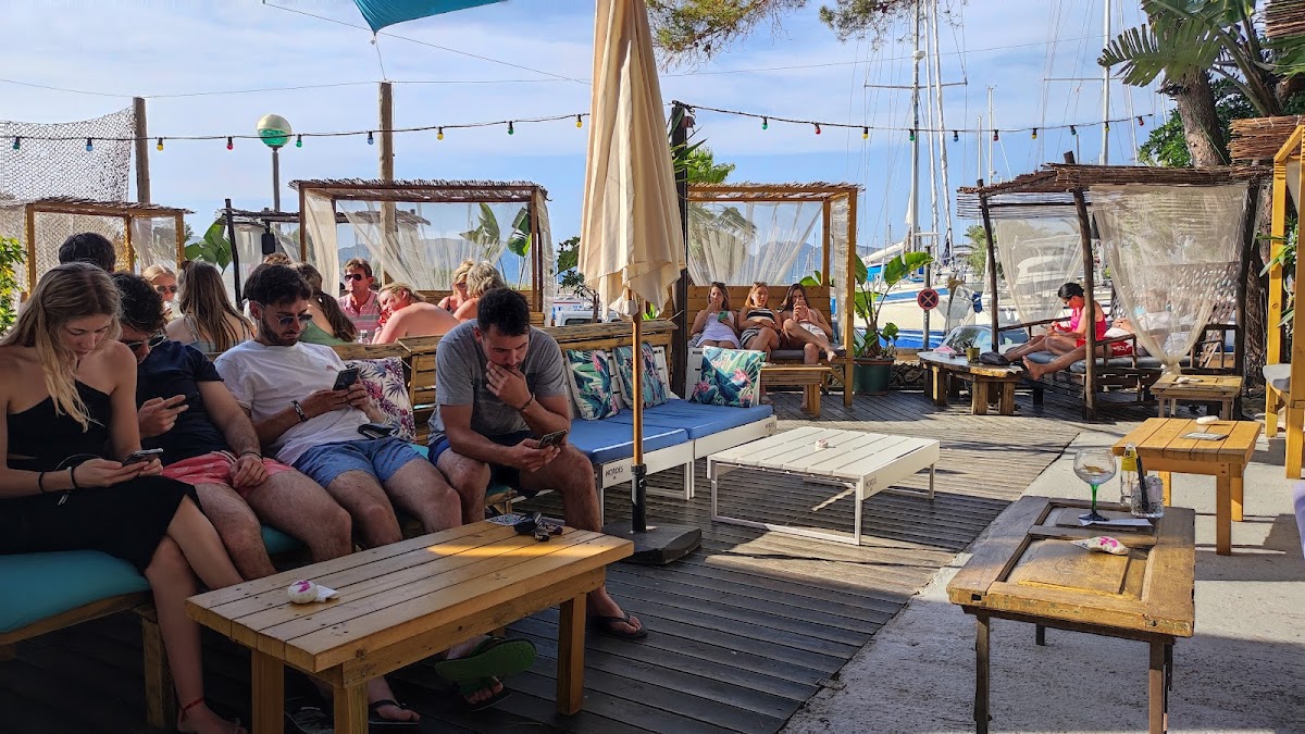 Restaurant and chill out