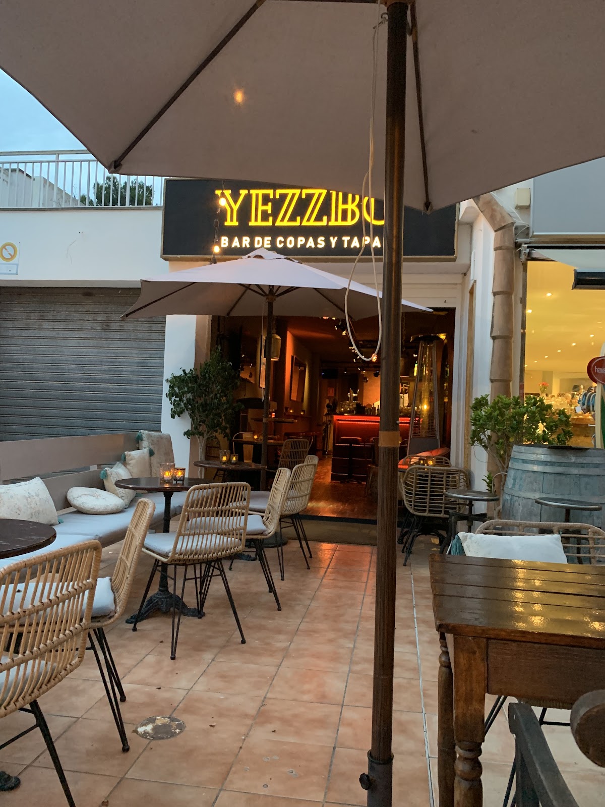 Yezzbo